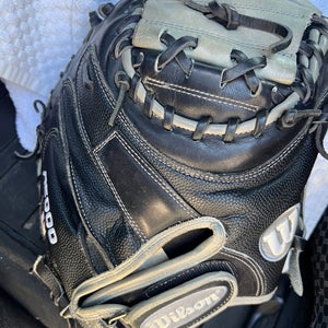 Wilson A2000 RH Catcher's Baseball Glove 34" (Used)