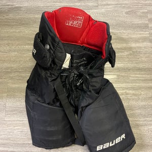 Junior Small Bauer VAPOR VELOCITY Hockey Pants  (Used)