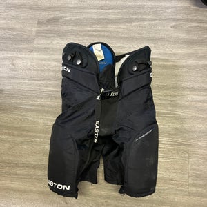 Junior Large Easton Xtreme Hockey Pants  (Used)