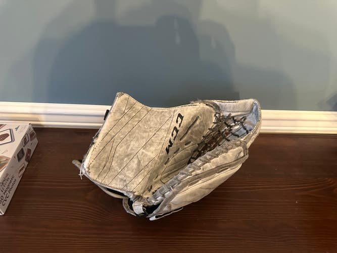 CCM Eflex 3.5 Regular (Used)