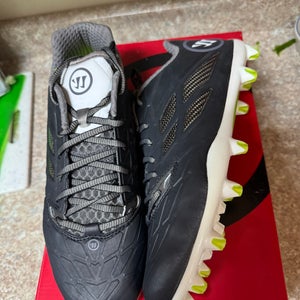 Men's Size M 11.5 (W 12.5) Adult Warrior Burn 8.0 Low Top (New) lacrosse cleat lax