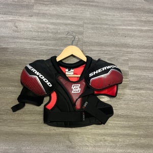 Youth Large Sher-Wood PlayRite Shoulder Pads  (Used)