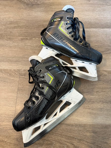 Bauer Elite Hockey Goalie Skates Extra Wide Width Size 2.5 (Used)