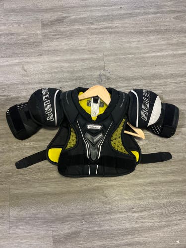 Junior Large Bauer Supreme Comp Shoulder Pads (Used)