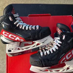 New Intermediate  CCM Regular Width 6.5 JetSpeed Control Hockey Skates