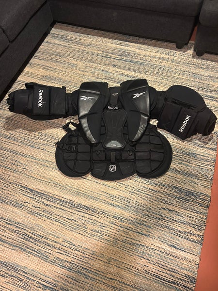 Large Reebok 9K Goalie Chest Protector (Used)