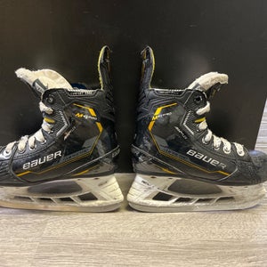 Bauer Supreme M5 Pro Hockey Skates Regular Width  12.5 (Used)