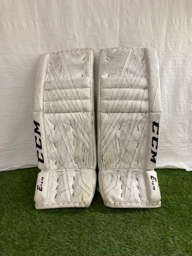 White 31" Intermediate CCM Extreme Flex E4.9 Goalie Leg Pads (Used)