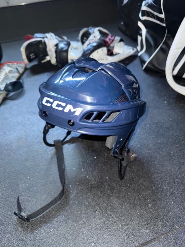 CCM/ Reebok 11K Helmet Pro Stock navy VN liner