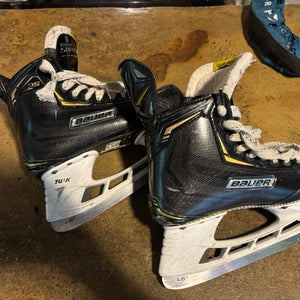 Bauer Supreme 2S Hockey Skates Regular Width 6.5 (Used)