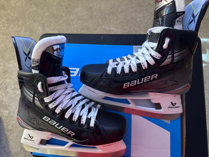 Bauer Hockey Skates new Vapor shift pro 7.5 fit1