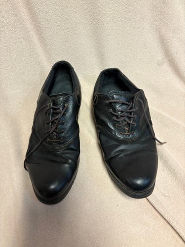 Men's Size M 10.5 (W 11.5) Nike Golf Shoes (Used)