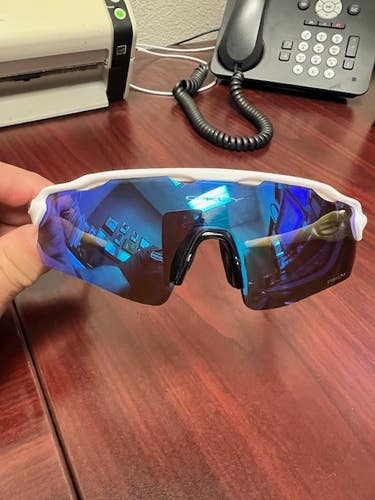 Used Oakley Radar EV Sunglasses (OO9208-01)