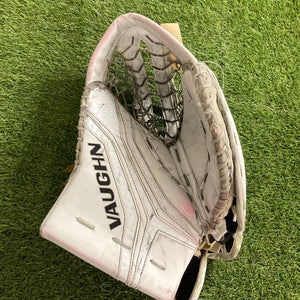 White Senior Vaughn V10 Goalie Glove Regular (Used)