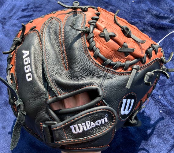 Brown Wilson A550 RH Catcher's Baseball Glove 32" (Used)