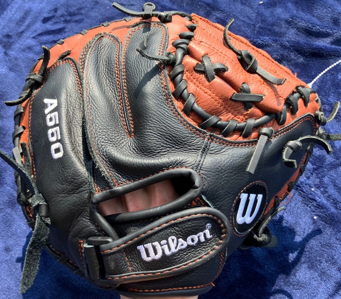 Brown Wilson A550 RH Catcher's Baseball Glove 32" (Used)