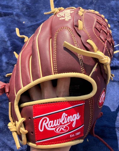 Red Rawlings Sandlot RH Infield Baseball Glove 12" (Used)