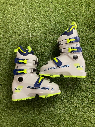 Kid's Fischer RC4 50 JR GW Alpine Touring Ski Boots (New)