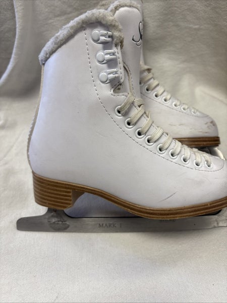 Girls Junior Size 1 Jackson Ultima Soft Skate 380 Figure Ice Skates. White