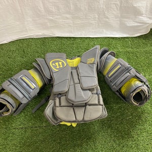 Senior Medium Warrior Ritual Pro Goalie Chest Protector (Used)