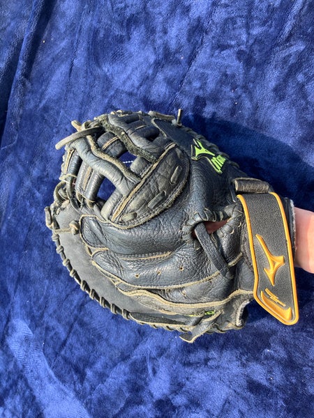 Black Mizuno Power Close RH First Base Baseball Glove 32.5" (Used)