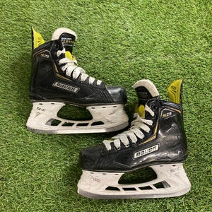Junior Bauer Supreme S29 Hockey Skates Regular Width Size 3.5 (Used)