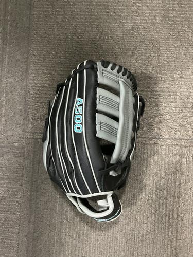 Used Wilson A500 RH Throw Fastpitch Gloves Black 12 1/2" 11614-S000220570