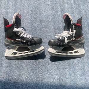 BARELY USED Bauer Vapor 3X Hockey Skates 8 FIT 1