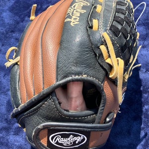Brown Rawlings Playmaker Series RH Pitcher's Baseball Glove 12" (Used)