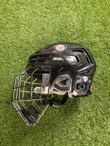 Black Medium Bauer Re-Akt 150 Helmet (Used)