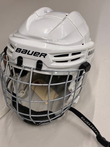 White Youth Bauer Prodigy Helmet (Used)
