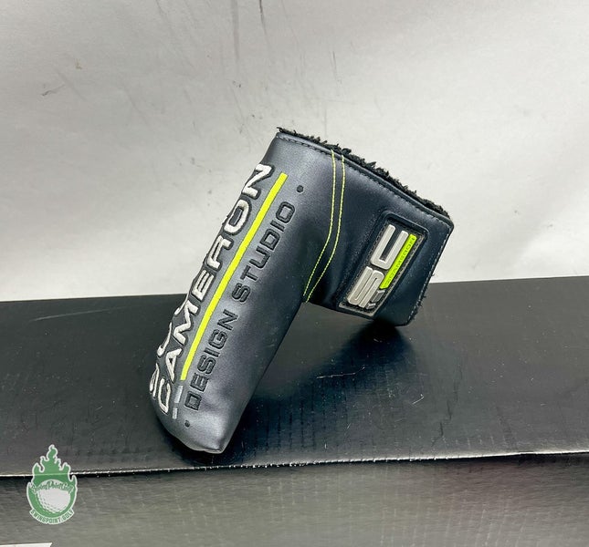 Pre-Owned Scotty Cameron 2018 Club Member Design Studio Blade Headcover