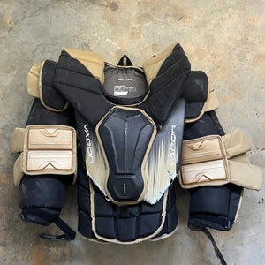 Large 2023 Bauer Vapor Hyperlite 2 Goalie Chest Protector Pro Stock (Used)