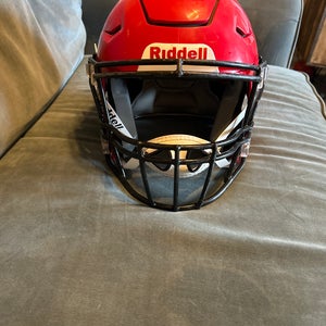 Medium Youth Riddell SpeedFlex Helmet (Used)