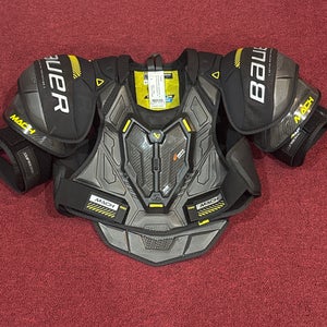 Senior Bauer Supreme Mach Shoulder Pads (New) Item#BSHW