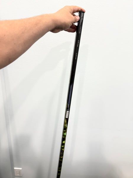 Senior Bauer Ag5nt Right Handed Hockey Stick P92 (New)