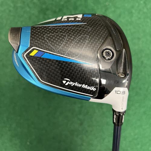TaylorMade SIM2 MAX 10.5 Driver Right Handed Ventus Blue 5-R Regular Flex Shaft