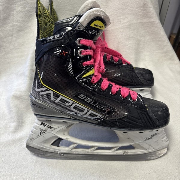 Junior Size 3 Bauer Vapor 3X Ice Hockey Skates