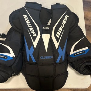 Small / Medium Bauer Classic Goalie Chest Protector (Used)