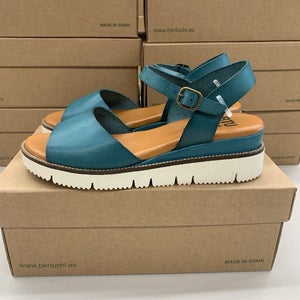 BTU by Bertuchi Myla Turquesa Womens 38 39 Blue Green Wedge Sandal Made in Spain