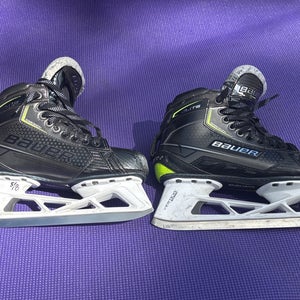 2024 Bauer Elite Hockey Goalie Skates Regular Width 7.5 (Used)