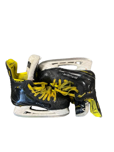Used Bauer M4 Intermediate Hockey Skate Intermediate 4.5 11472-S000143216