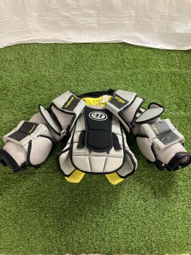Junior Large/Extra Large Warrior RX3E+ Goalie Chest Protector (Used)