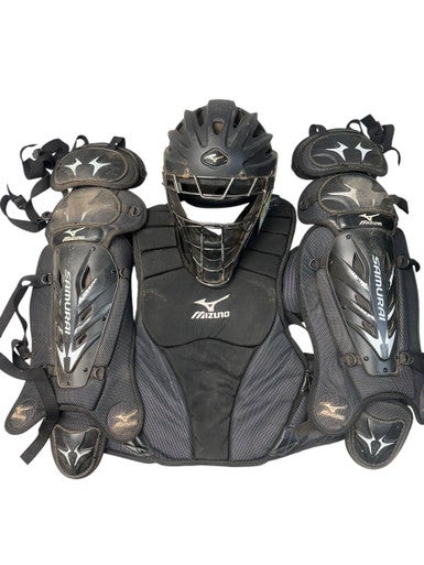 Used Mizuno SAMURAI Catchers Chest Protector Black Adult 11835-S000197816