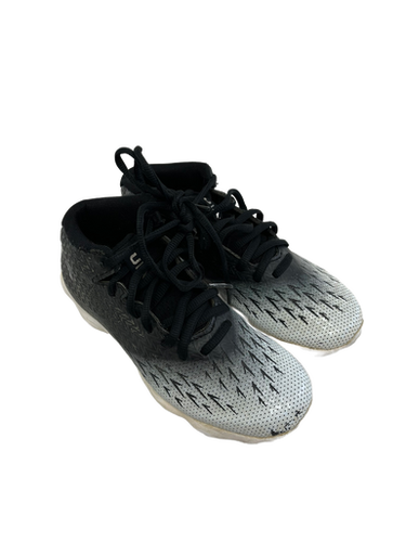Used Under Armour SPOTLIGH FRANCHISE Jr FB Cleats Black Junior 02 11692-S000140497