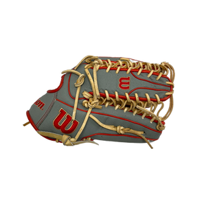 Used Wilson A2000 OT7 BB/SB Glove RH Throw Grey 12 3/4" 11692-S000140561