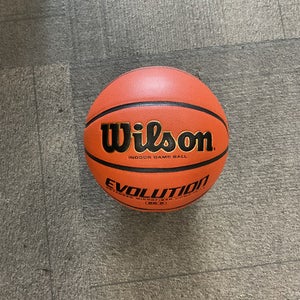 Used Wilson Basketball Adult Indoor 11614-S000220526