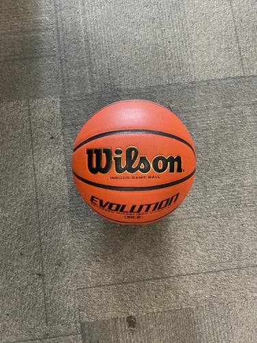 Used Wilson Basketball Adult Indoor 11614-S000220526