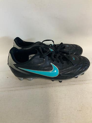 Used Nike WOMENS Soccer Cleats Black Senior 9 11823-S000033833