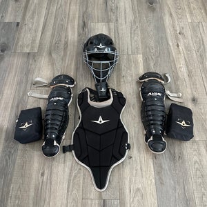 Intermediate All-Star League Series - LG912LS -Catcher's Set (Used)